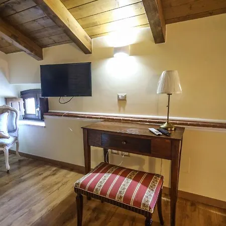 Dimora Dei Greci 1 *