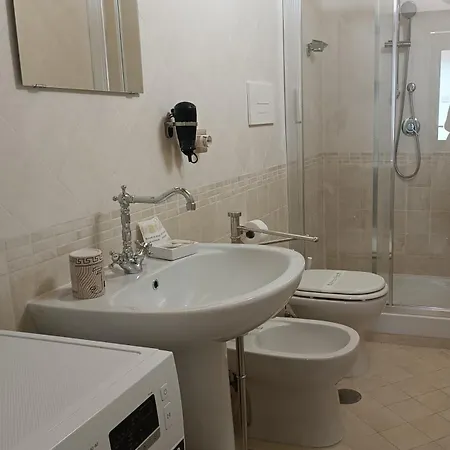 Dimora Dei Greci 1 *